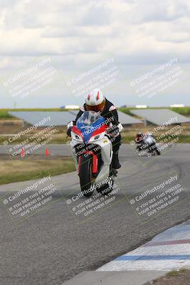 media/Apr-26-2024-TrackDaz (Fri) [[c4b677d280]]/B Group/120pm (Wheelie Bump)/